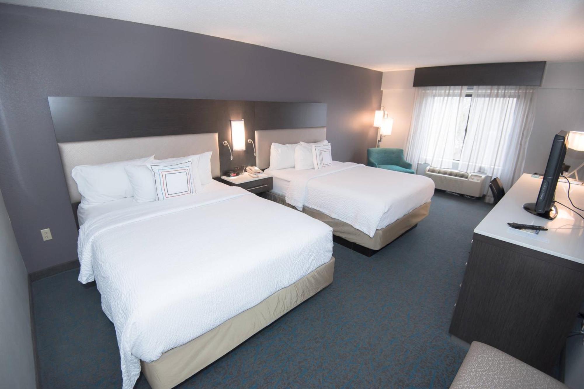 Fairfield Inn & Suites Atlanta Airport North Екстер'єр фото