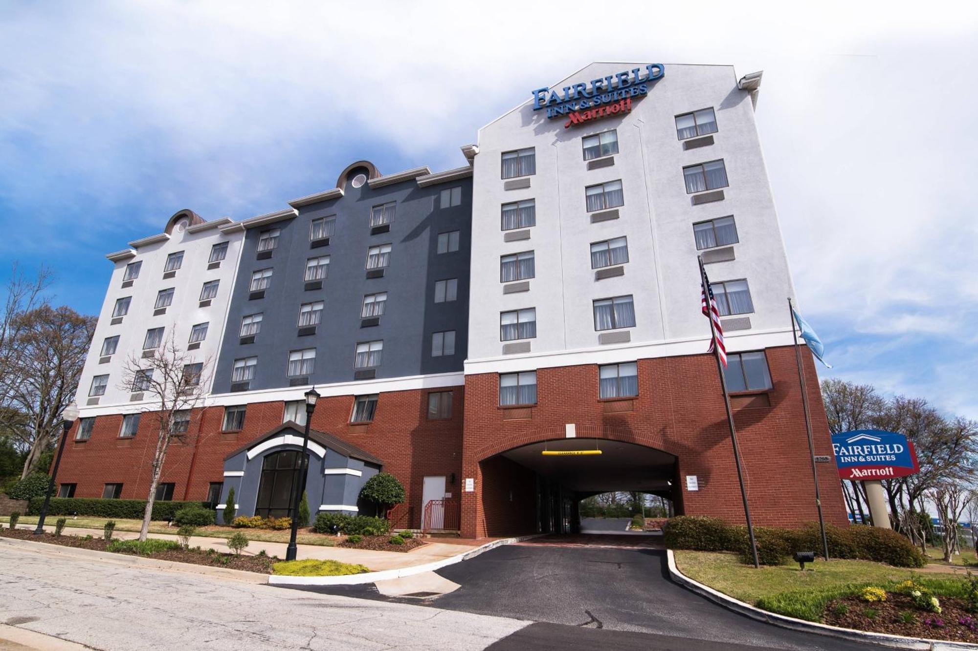 Fairfield Inn & Suites Atlanta Airport North Екстер'єр фото